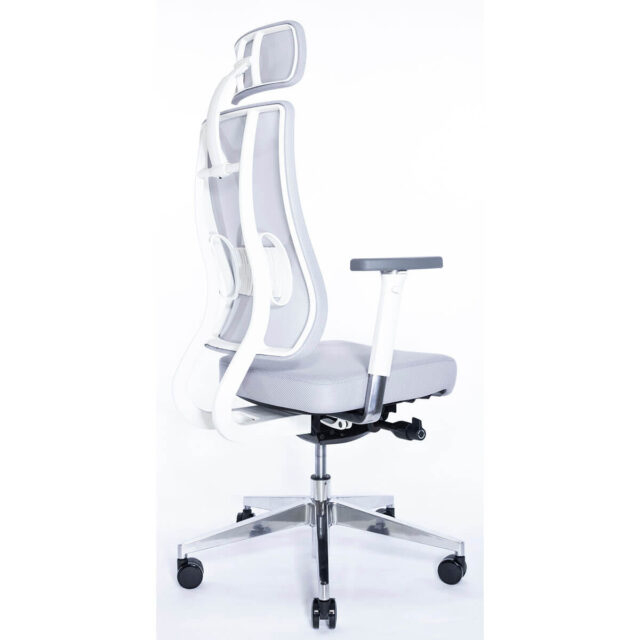 Эргономичное офисное кресло Falto X-Trans белое