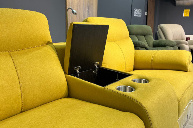 Кресло двойное реклайнер Дели со столиком желтое