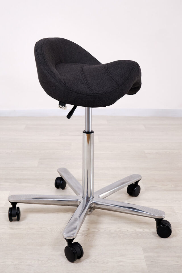Ортопедический стул седло для мастера